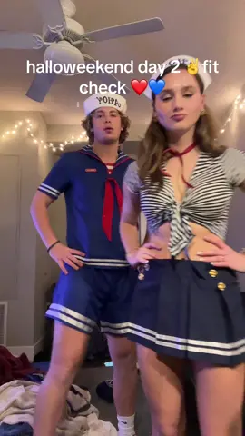 scoops ahoy crew 🍦#halloween #couplescostume #steveandrobin #strangerthings #scoopsahoy 