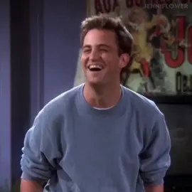 i can’t belive it. rip matthew perry 💔 thank you for all the laughter you brought and thank you chandler for being the root cause of my sarcasm. #MATTHEWPERRY #chandlerbing #friends #friendstvshow #matthewperryedit #chandlerbingedit #edit #fyp #foryou #foryoupage #fyp #xybca #x #rip #sad #90s 