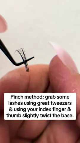 Pinch it 🔥  #lashes #uklashtech #lashextensions #uklashes #beginnerlashtech #lashtips #lashtech #lashbusiness #londonlashtech #birminghamlashes #manchesterlashes #liverpoollashes #uklashsupplier #pinchmethod #tiktoklashes 