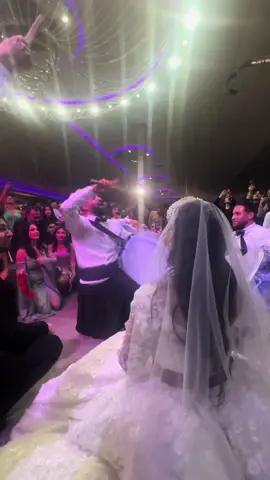 🥁🎉👯‍♂️ #zaffe #dabke #drummers #wedding #hochzeit #arab #entertainment #syria #lebanon #palestine #fyp #fy #fypシ #viral #kurdishtiktok #kurdischehochzeit #arabdance #dance #dancer 