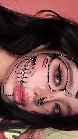 Tutorial halloween makeup #makeup #haloween | Cr Douyin : @一粒儿Freshk #makeuptransformation #makeuphallowen #fyp 