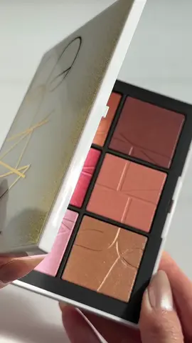 How pretty! @NARS Cosmetics All That Glitters Light Reflecting Cheek Palette  This beautiful cheek palette  features six shades with varying levels of shimmer in  a gel-powder formula. Amazing pigmentation but you can definitely control the application to the coverage you desire. They blend into the skin seamlessly, imparting a beautiful sheen. RRP: £69 Will you check this out? Pr sample #narscosmetics#cheekpalette#facepalette #fallvibes #fallmakeup#makeupessentials #pinterestaesthetic #beautyregimen #swatchvideo  #makeupfavorites #makeupaddict  #makeupswatches #makeuplooks #beautytalk #beautycommunity  #beautyfavorites   #glowymakeup #swatches #makeupcommunity #ａｅｓｔｈｅｔｉｃ  #explorepage #trendingbeauty  #trendingbeauty #beautysharing #beautytrends #makeupcloseup #makeuptherapy #makeupvideos #makeupcommunity #makeupgirl Beauty community. Makeup favourites. viral makeup, makeup daily , summer makeup, minimal makeup, beauty product recommendations, aesthetic beauty, Vanity makeup . Makeup mess . Makeup collection . Glam makeup . Beauty community . Product photography. Top shelf beauty . Makeup daily . Easy makeup . Makeup tips . Beauty favourites. Fall vibes. New makeup . Fall nails inspo .Product photography. Top shelf beauty . Makeup worth the money .girly girl . Girly things . Uk content creator . Beauty reels 