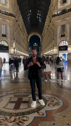 Elegance 🇮🇹🫶👌🏾  #style #modaitaliana #madeinitaly #uomo #lookoftheday #outfit #fashionstyle #outfitoftheday #shopping #menstyle #mensfashion #instagood #milano #italianstyle #fashionblogger