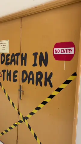 وثقت لكم لحظات من البرزنتيشن حقنا Death in the dark🕵🏻‍♀️🚧🔪⚰️#جريمة #برزنتيشن #جامعة #عرض #جنائي #تحقيق_جنائي #قانون #قانون_جنائي #محامية 