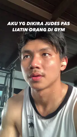 Nasib orang rabun #gym #gymfunny #fyp #comedyvideo #rabun 