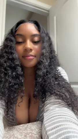 😘