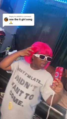 Replying to @ablblbl 