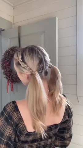 #christmascountdown #christmashairstyles #christmas #holidayhairstyles #hairtok 