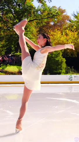 Skating to golden hour in Central Park’s @Wollman Rink NYC. @JVKE  Koko Hirano performs her 2023 Senior Exhibition program to “golden hour” by JVKE, at the Wollman Rink Opening Day on October 28, 2023. Choreography by Crystalrose Sanders. Filmed by Jordan Cowan of @oniceperspectives. Watch Koko’s full performance on OIP’s YouTube channel (link in bio). #goldenhour #IceSkating #centralpark #oniceperspectives 