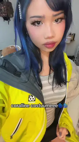 yk i HAD to be coraline w this hair😝😝😝 #halloweekend #coralinecostume #coraline 