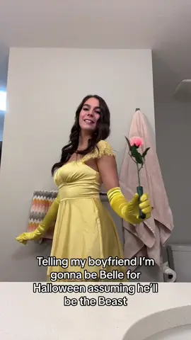 Beauty and the Candlestick ?? #belle #beautyandthebeast #halloween #halloweekend #costume 