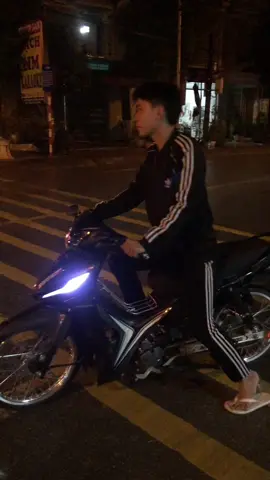 #bakkooor #việtnam anh em đang đi xe dì