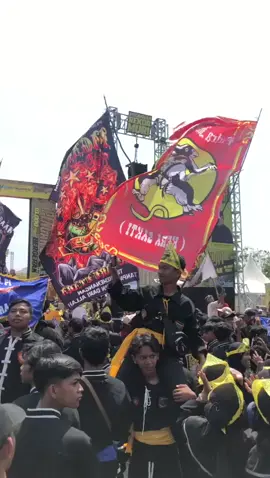 4 pilar bersatu  #pshtpusatmadiun1922 #pshwindonesia #ikspipusatmadiun1980  #pagarnusa1986 