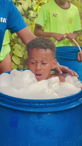 Diyar garoow adag🥹🤲🏻☝️🇸🇴@Somali National Team Youth #inyesta✌️ #teeminyeeta @TønY__8️⃣⚽️🇸🇴❤️ @Juuma 22 