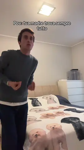 MAMMA QUI NON C’È ✨ @Estée Lauder #mamma #creme #AdvancedNightRepair #trovare #casa #WakeUpReady #dormire #pelle #ragazzi #perte #neiperte #viral #adv