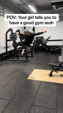 When bae wishes you a good gym sesh 🫡 #gymhumor #GymTok #gymbae #powerlifting #gym #gymmemes #viral 
