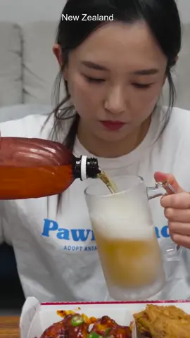 Finding The Origin of “yangnyeom chicken” Mukbang#food#travel#mukbang#hamzy#hamzy_asmr#asmr#foodtiktok#fypシ