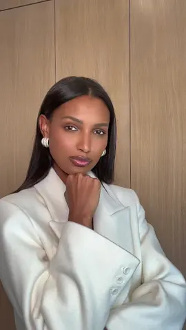 @Jackie Aina 👸🏾 