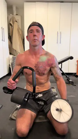Ab Roller 2.0 #workout #fyp #abroller #influencer #homeworkouts #homegym #homegymequipment 