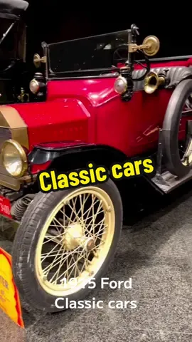 #classic#carslover #oldcars #vintagecars#customcars #luxurycars #carshow 