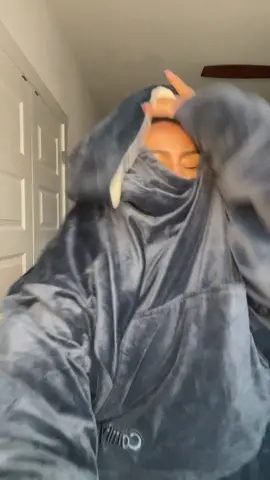 Chaotic energy today but today is the perfect weather for a @The Comfy 