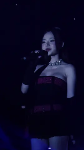 Tự nhiên thấy đang ở 2020 🤭😎 Bài debut của Hương đấy cho bạn nào chưa bít #ngolanhuong #enncd #emnhunaocungduoc #2020 #throwback #xuhuong  #tiktokgiaitri #nhachaymoingay