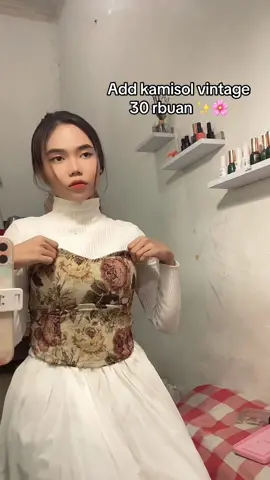 Page 4 - sefruit tips alesan aku cinta bngt sama kamisol ✨🌸 #outfit #outfitinspo #tips #cottagecore #vintge #kamisol #aesthetic #foryoupage #fypシ 