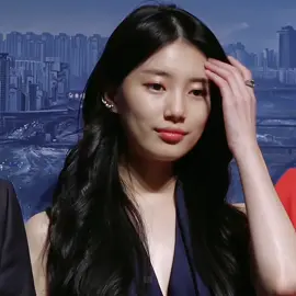 suzy's face is PERFECT🥵 #baesuzy #suzy #suzybae #fyp #zyxcba 