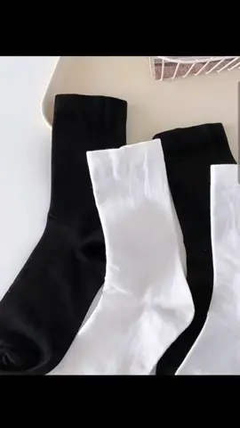 Tất nữ cao cổ trơn đen trắng siêu dễ mix đồ 💯 #maomaostyle #eew#fashiontips#xh  #rewiew  #phôidoxinh#foryou  #dailylook #outfit #tat #tatcaoco #mix #thoitrang #LearnOnTikTok #TikTokAwardsVN2023 