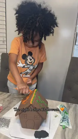 🎃🧡 #fyp #foryoupage #october #halloween #boymom #MomsofTikTok 