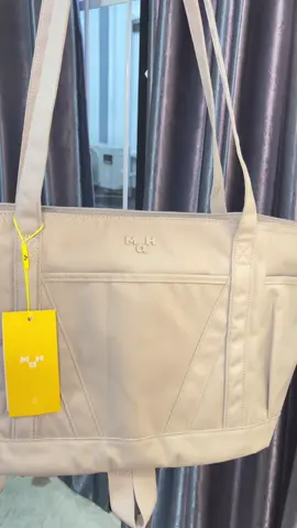 แบรนด์นี้ไม่เคยทำให้ผิดหวัง 👜 #กระเป๋าMAH  #กระเป๋ากันน้ํา  #แบรนด์MAH  #MAH 