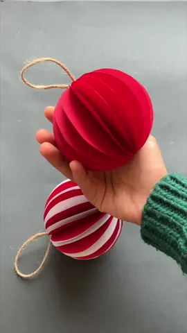 Easy way to make paper christmas tree ornaments#papercraft #kidscrafts #DIY #håndverk #papirhåndverk 