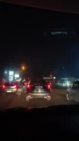 nyanyian paling tulus ya gini nyanyi bareng bestih di mobil tengah malam☺️😊