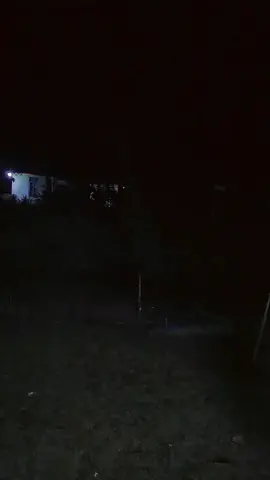 malam malam nongkrong depan rumah d kampung#keluarga #bahagiaitusederhana #fyppppppppppppppppppppppp #menikmatimlm 