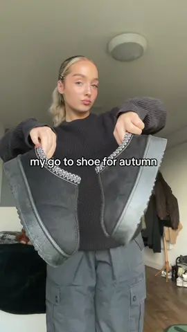 the comfiest things ever!  #ugg #autumn #shoes #fashion 