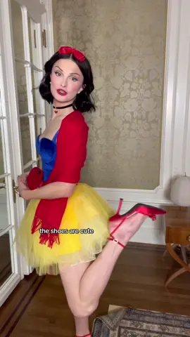 Halloween night 1!! @New York Restoration Project  #bettemidler #snowwhite #nyc 