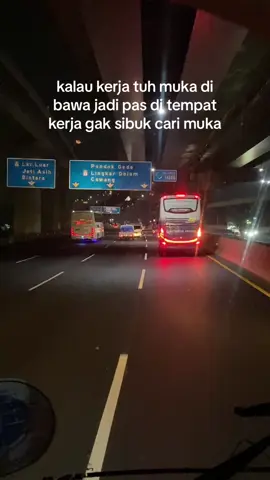 Tag si paling carmuk 🤭🙈 #buspanorama #fyp #fypシ #masukberandafyp #masukberanda #harusfyppppp #busmaniaindonesia #busmaniacommunity #vidiobus #busmanialovers #kenekmudapunyacerita🤣 #busmaniacomunityindonesia #kenekbuspariwisata #kenekbus #busmania #kembalikanfypku #pelitfypanjing #katakata #storywhatsapp #katakatabus #busmalam #busmalamcepat #garudamas #garudamaslovers #garudamasmania 