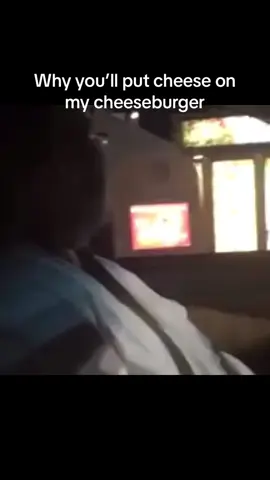 Cheese on da cheeseburger #relatable #randommemes #cheeseburger 
