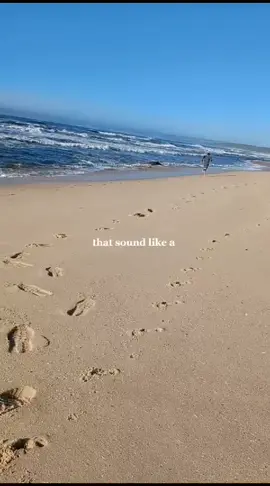 Sprints on the beach ⛱️ One on one personal training in Kleinbrak #kleinbrakriver #mosselbay #sprints #personaltrainersouthafrica #fitessinspo #southafrican #Running 