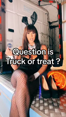Happy Halloween #truckergirl850 #truckergirl #truckersoftiktok #happyhalloween #TikTokHalloween 