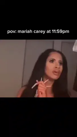 she defrosting 😝😜🤪❄️🧊🧊 #mariahcarey #defrosting #fyp #fypシ #xmas #christmas #fypage #snow #earthquake #antarctica #northpole #foryou 