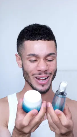 I’ve just unlocked the Chamber of Secrets to the BEST moisturising combo for ALL skins including oily. Introducing the iconic duo @Vichy Laboratoires Minéral 89 Hyaluronic Acid Booster Serum + Minéral 89 72hr Moisture Boosting Cream. ad #vichy #mineral89 #stepzero #skincare #skincarehack #skintok #hydration 