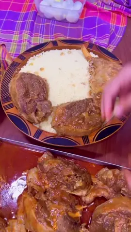 طعام الجلفة يا ودادي 🔥 #طعام_الجلفة #oulednail #نايلية_على_راسي_ريشة🌿😍👑👑 #نايلية #نايلية_و_افتخر #نايلية💜 #نايلية💜 #naili #الشعب_الصيني_ماله_حل😂😂 #fyp 