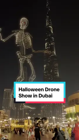 Dubai's #Halloween drone show takes an eerie turn with a spooky skeleton in the sky 💀 🎥 @Geoscan Drone Show  📍Dubai #droneshow #dronelightshow #halloweennight #spookyzn #dubaitok 