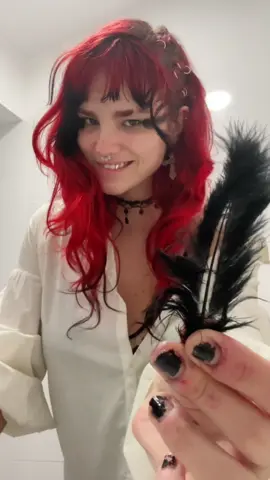 ig: aurocka 🖤 wait for it… #halloween #blackswan #parati #makeup #halloweenmakeup 