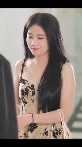 Helped a groom who was abandoned by the bride, but unexpectedly he was… ##kdrama #koreanseries #ChineseDrama #TikTokDrama #DramasToWatch #BestKDramas #fyp #showv 