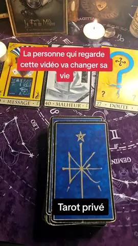 Lecture privée personnalisé pour toi💫 #predictions2023 #attirerlachance #tarots #carteras #tiragedecarte #cartomancienne🔮 #cartom 