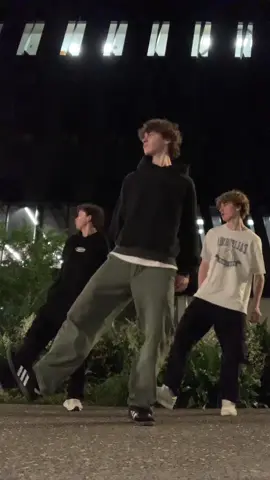 how clean was this one? 😮‍💨 (dc me) #trio #dance #nz 