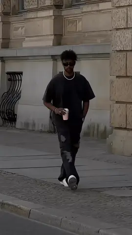 Super Smooth slowmo🌟 #capcuttutorial #smoothslowmo #capcut_edit #hancyboy #viral #fypシ #foryou #trending 