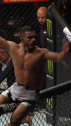 Don’t blink 😳 #ismaelbonfim #UFC #knockout